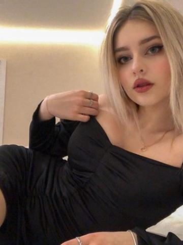 Екатерина Приват Блондинка фото 3